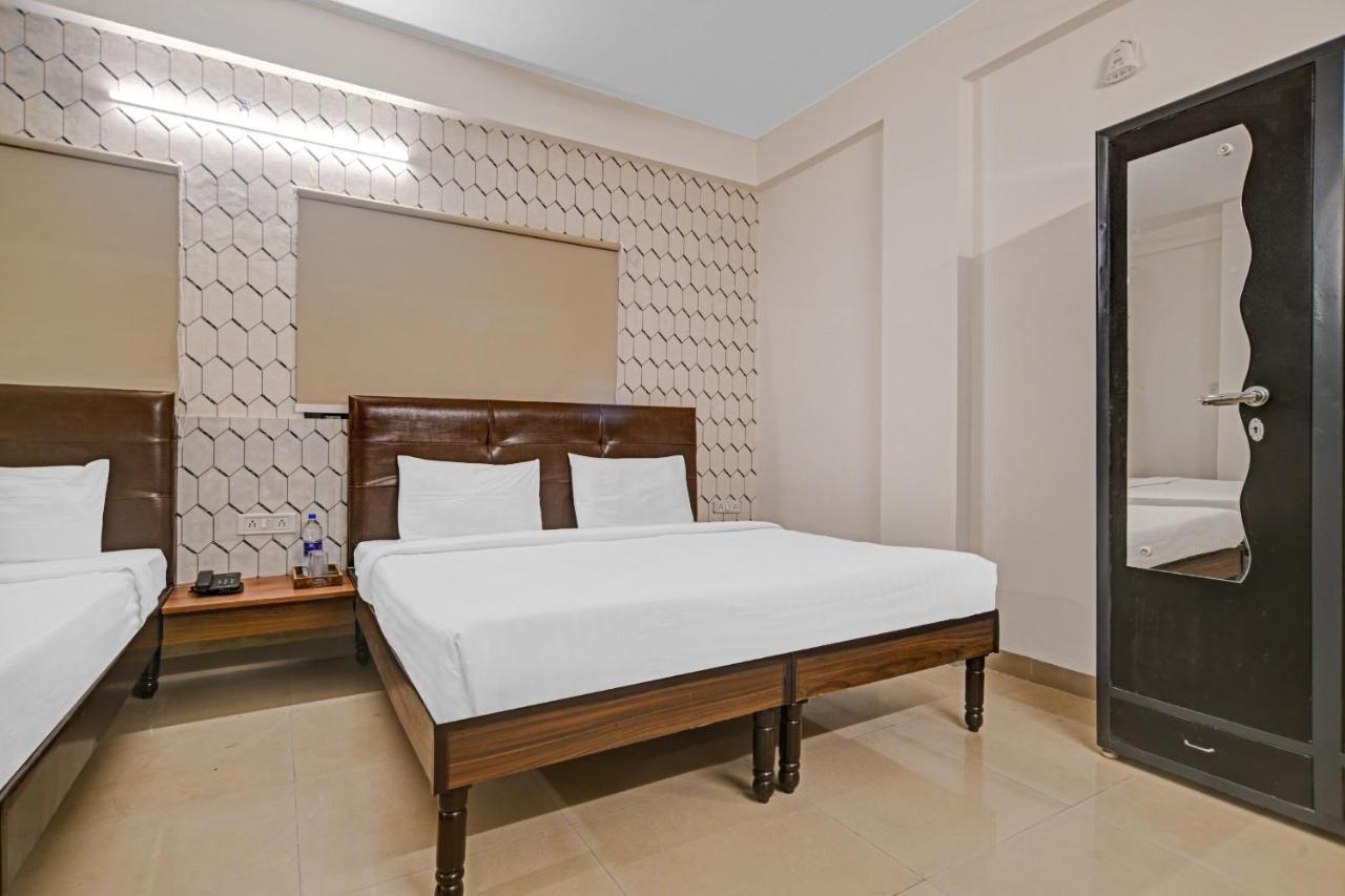 Collection O 84499 Hotel Nakshatra Inn 인도르 외부 사진